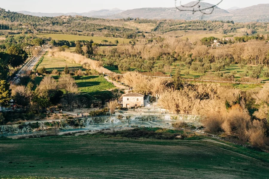 Cascate del Mulino image