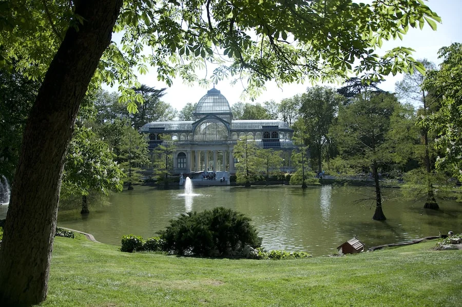 Parque del Retiro image