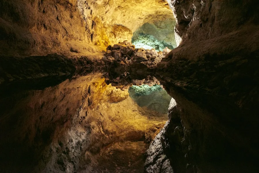 Cueva de los Verdes image