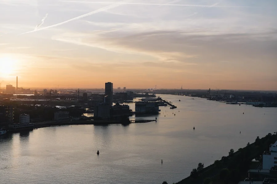 A'dam Lookout image