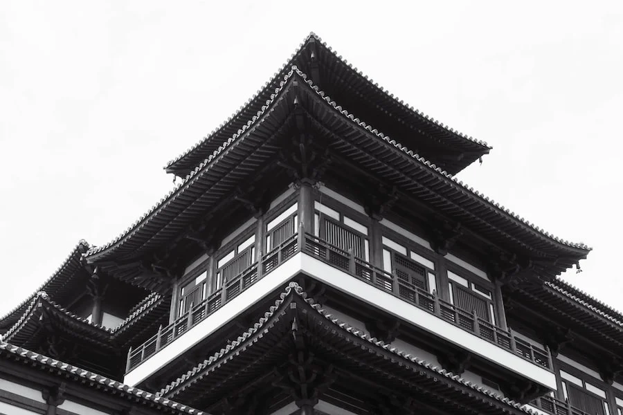 Buddha Tooth Relic Temple and Museum image