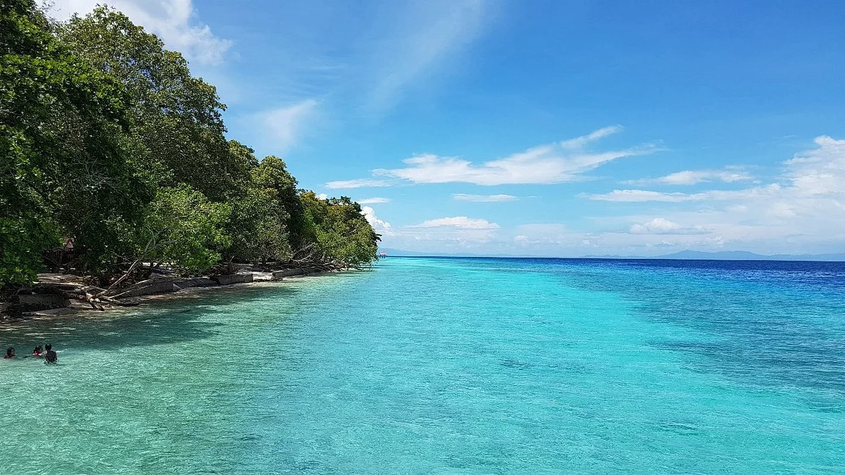 Liang Beach