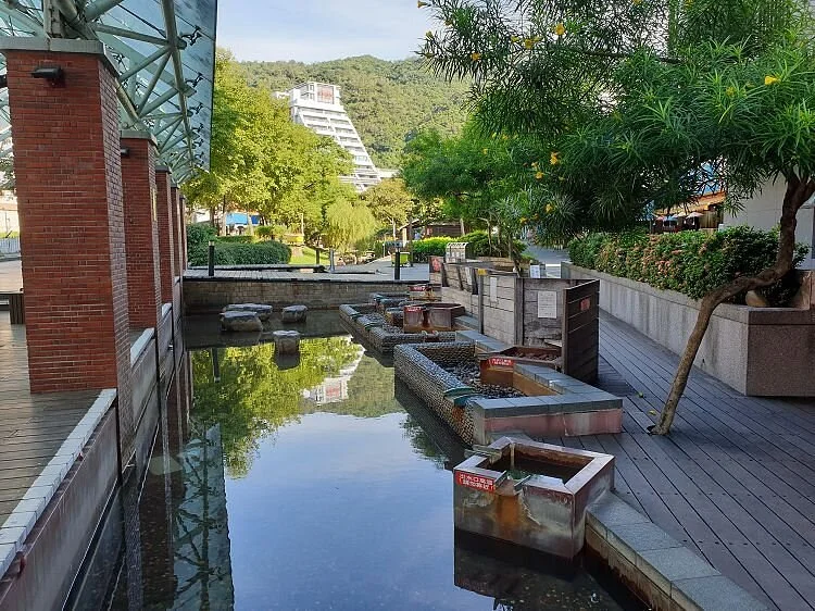 Tangweigou Jiaosi Hot Spring Park