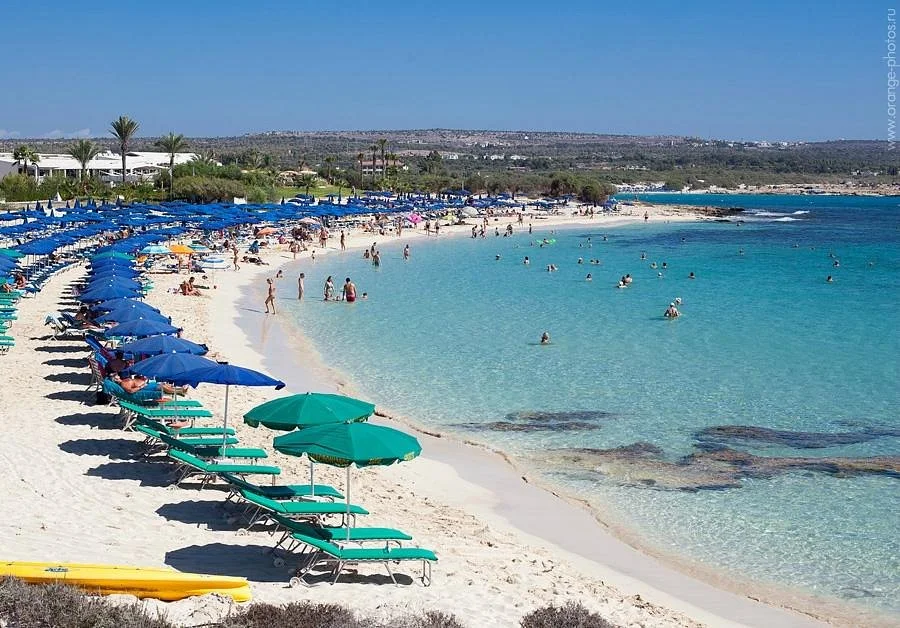 Makronissos Beach