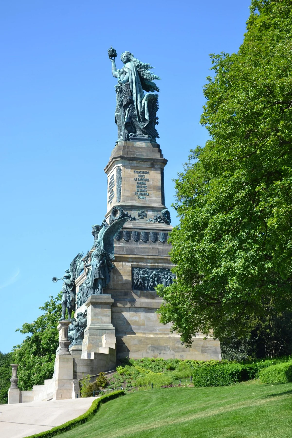 Niederwald Monument (Niederwalddenkmal)