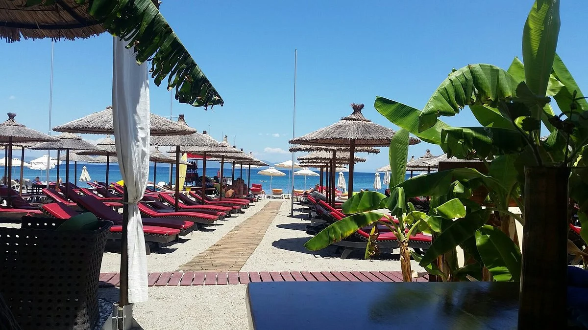 Papa's Beach Bar