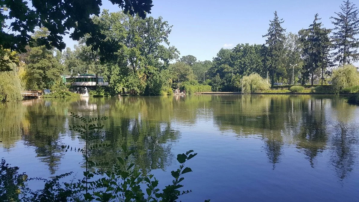 Maksimir Park (Maksimirirski perivoj)