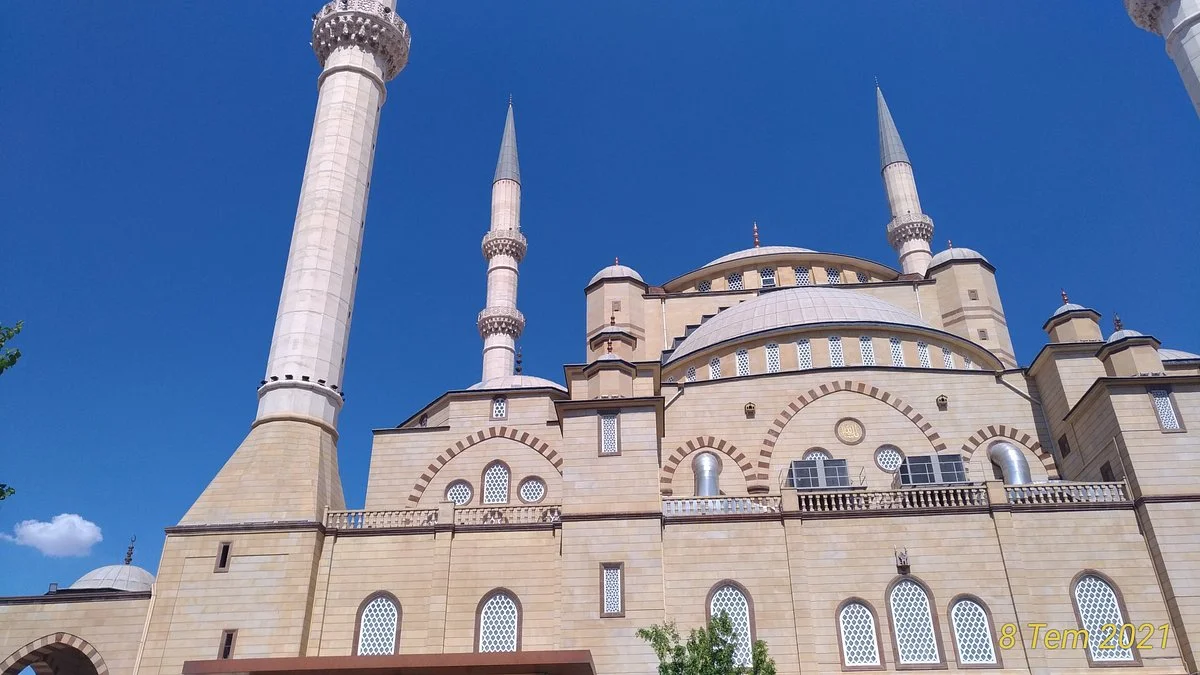 Abdulhamid Han Camii
