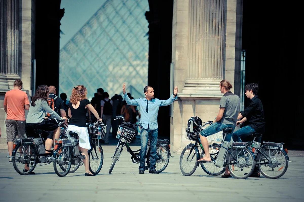 Paris Charms & Secrets Tours