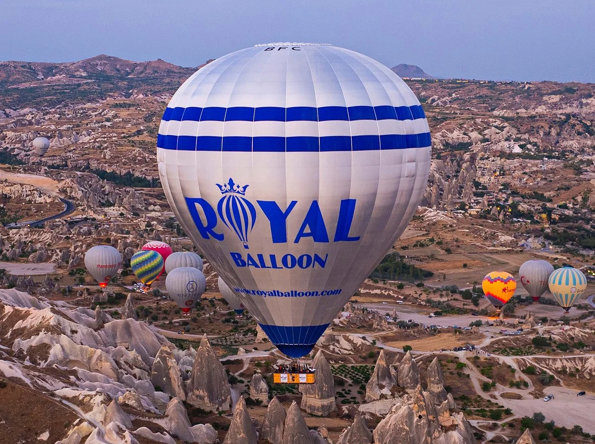 Royal Balloon