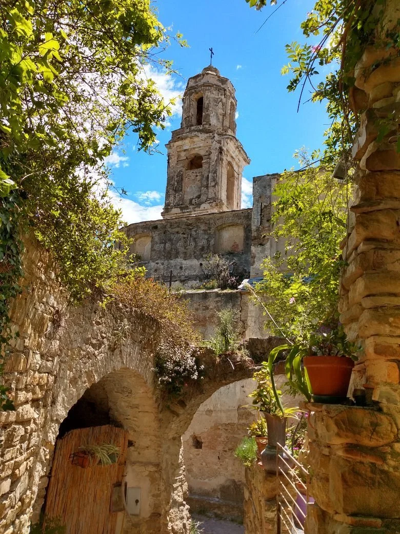 Old Bussana (Bussana Vecchia)