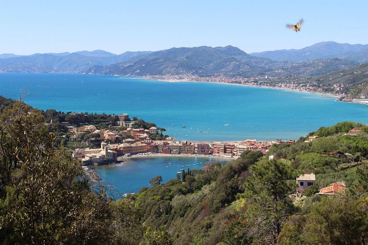 Hike the Punta Manara