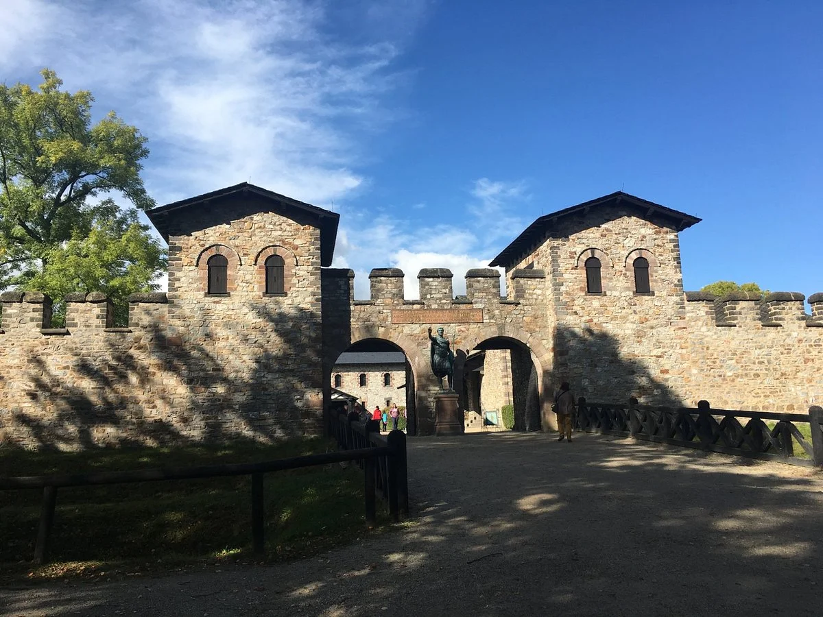 Römerkastell Saalburg und archäologischer Park