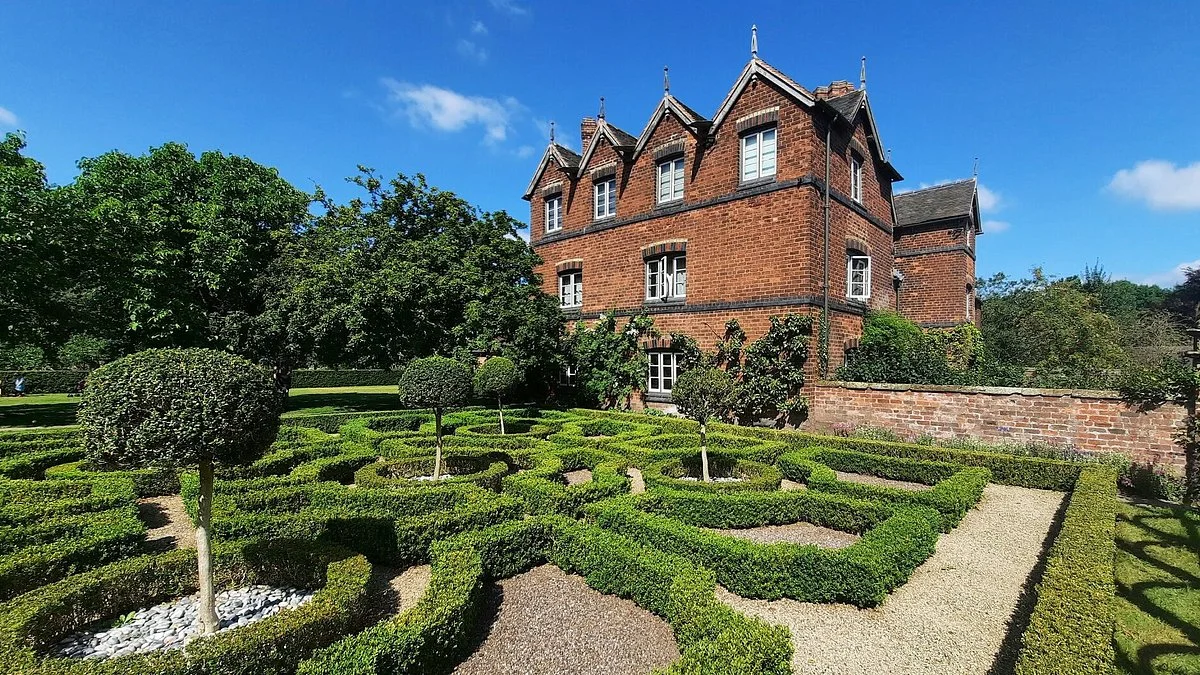 Moseley Old Hall