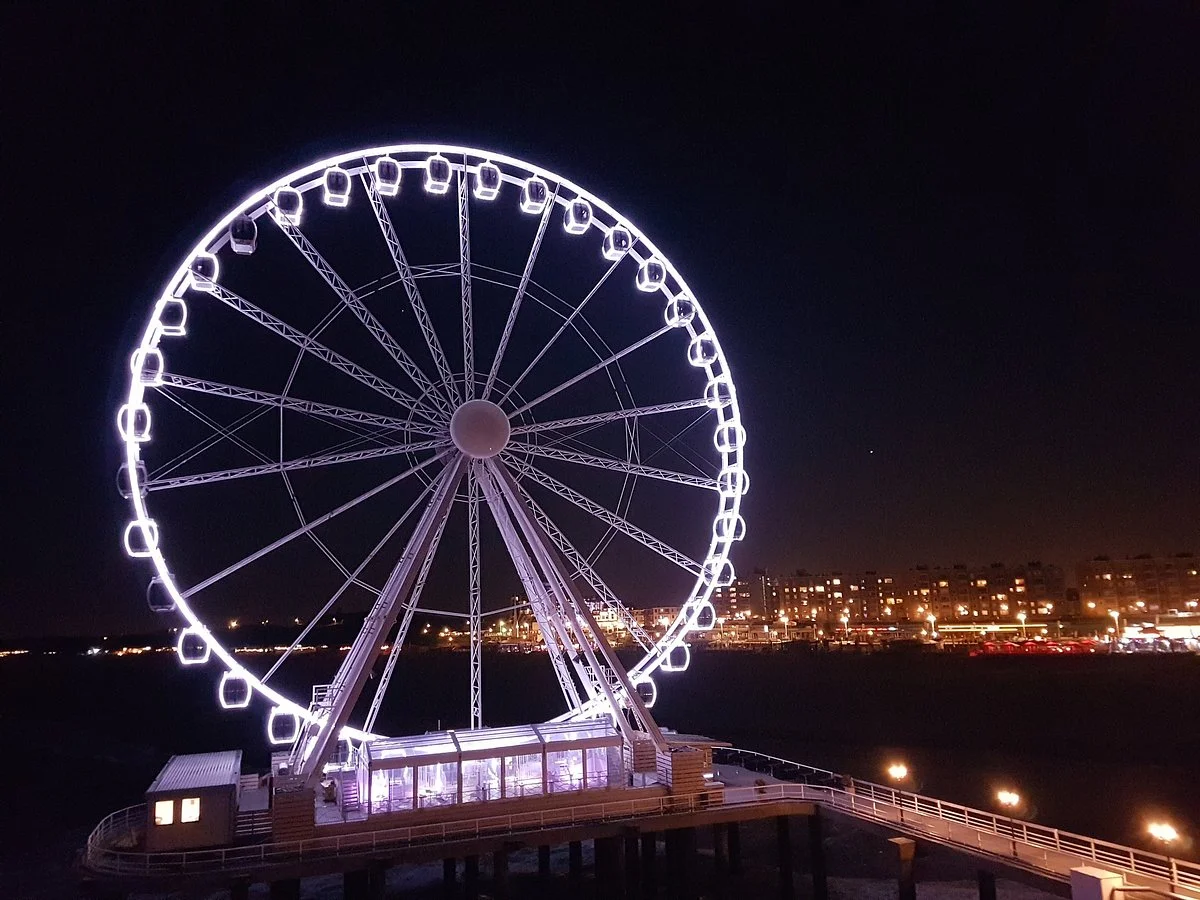 Skyview De Pier