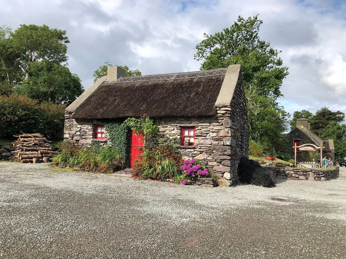 Molly Gallivan's Cottage & Traditional Farm