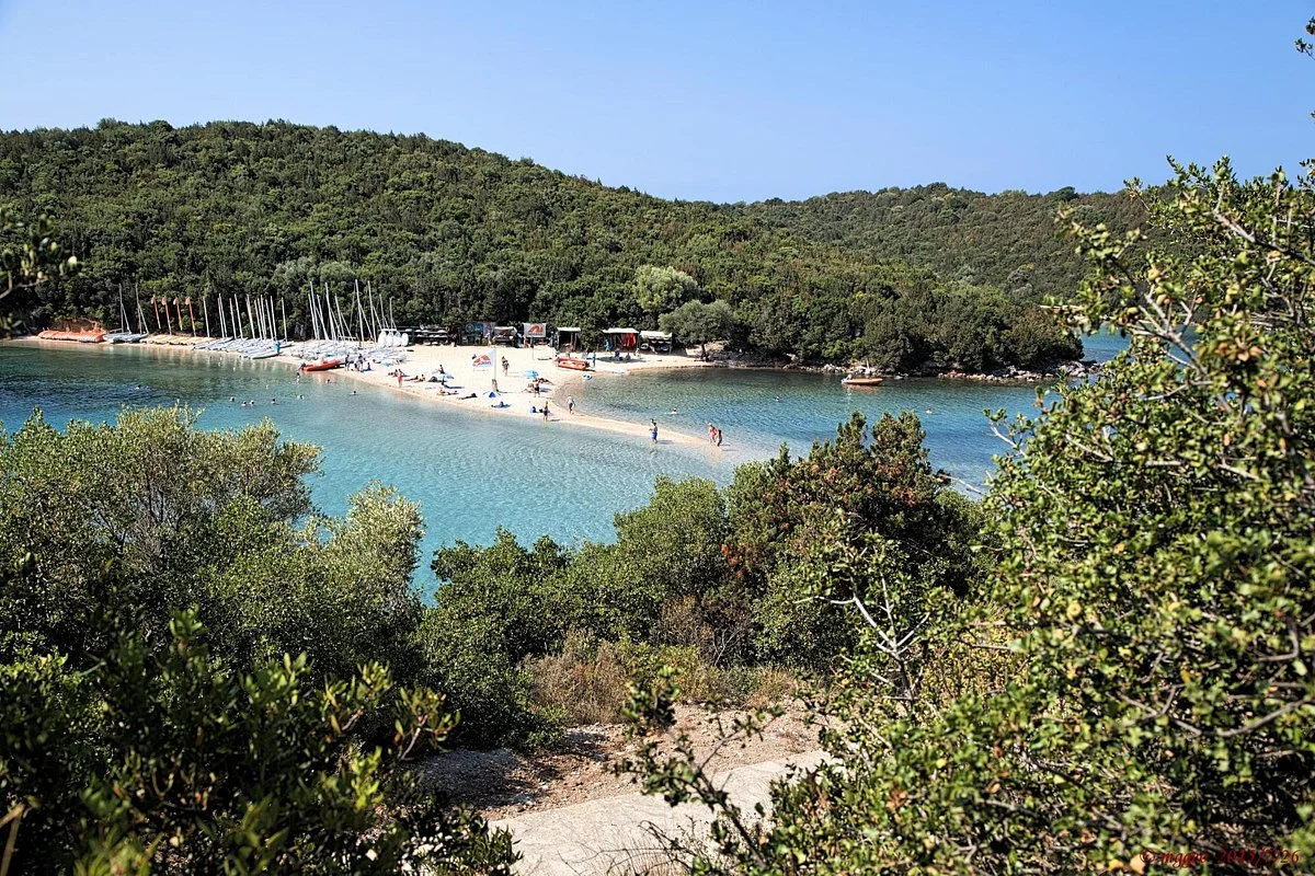 Bella Vraka Beach