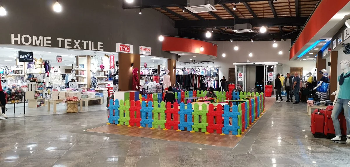 Neva Outlet