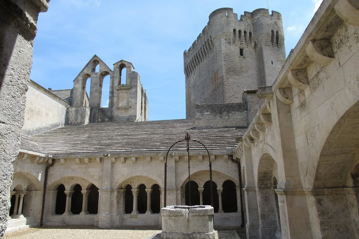 Abbaye de Montmajour