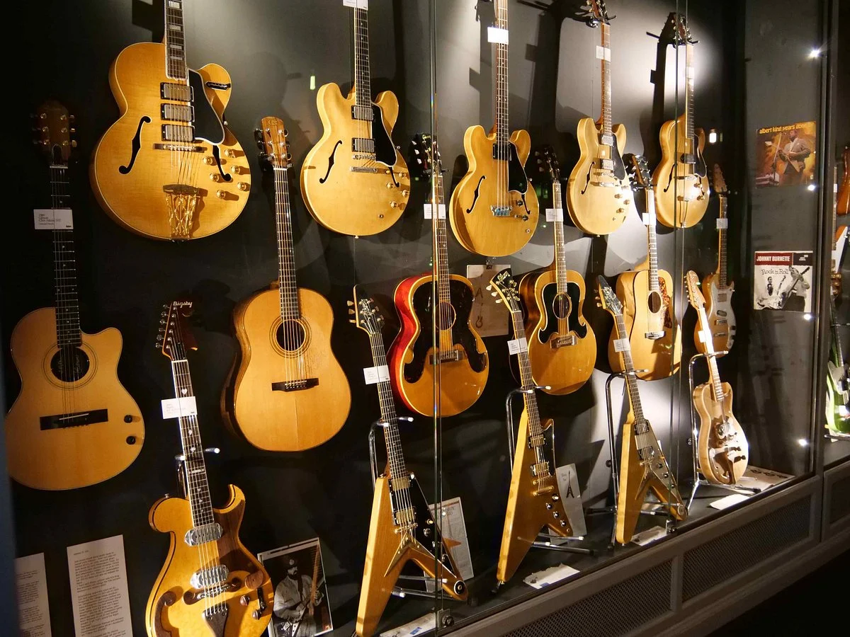 Guitars the Museum