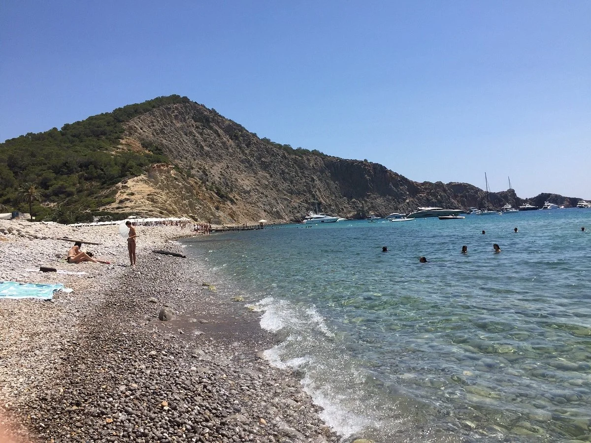 Cala Jondal beach