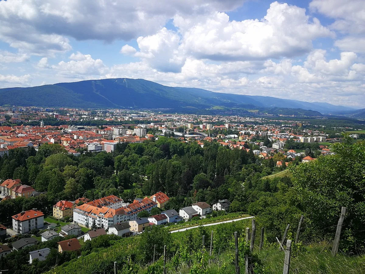 Piramida (Pyramid Hill)