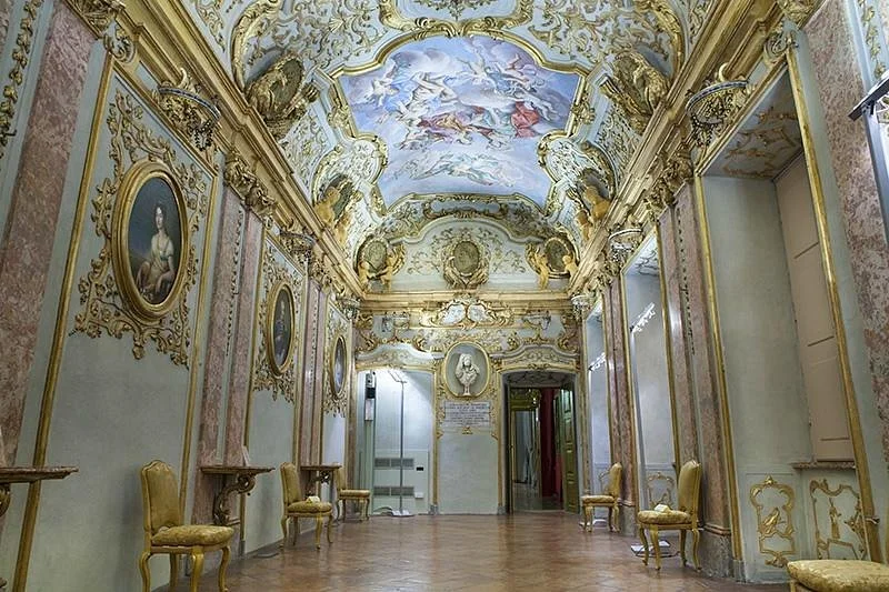 Palazzo Mazzetti / Museo e Pinacoteca Civica