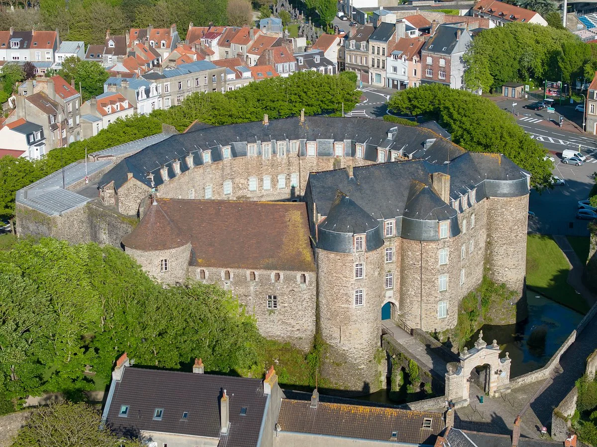 Chateau comtal Musée de Boulogne-sur-Mer