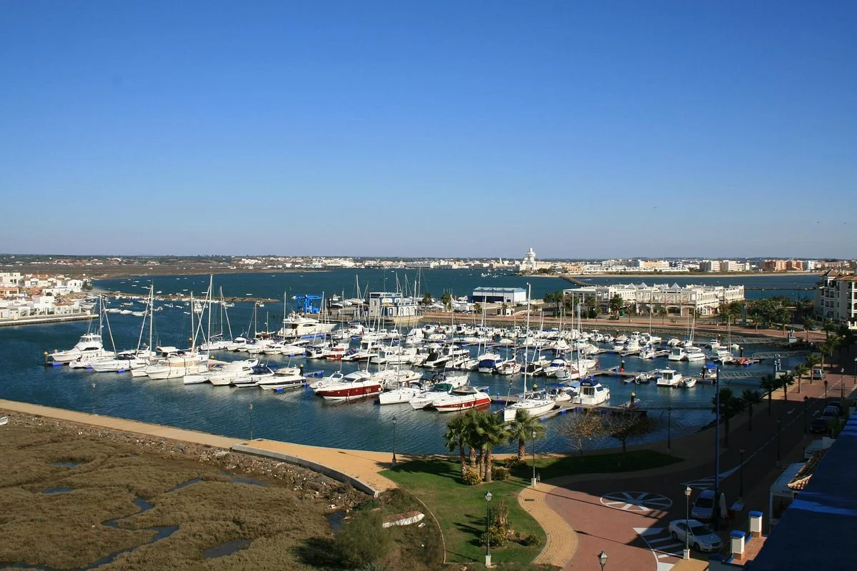 Marina Isla Canela