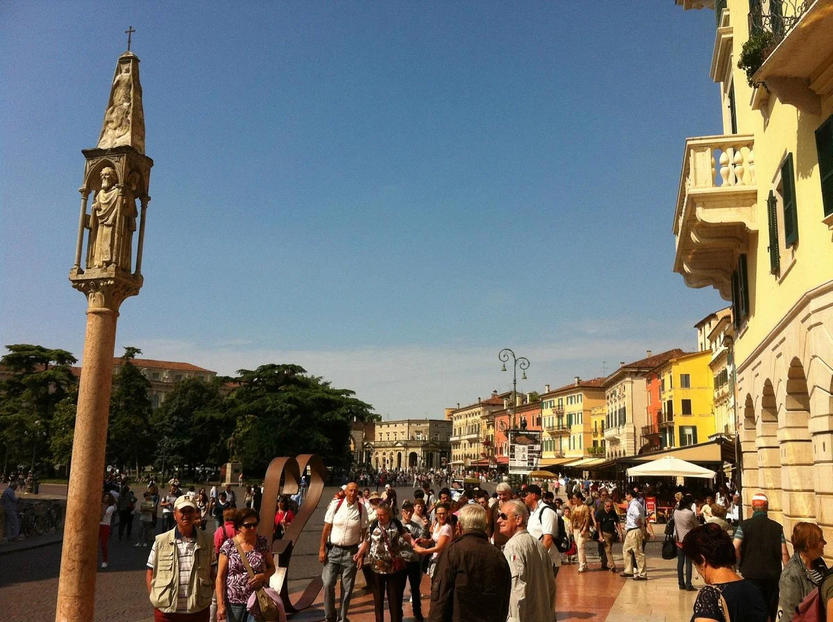 Via Mazzini