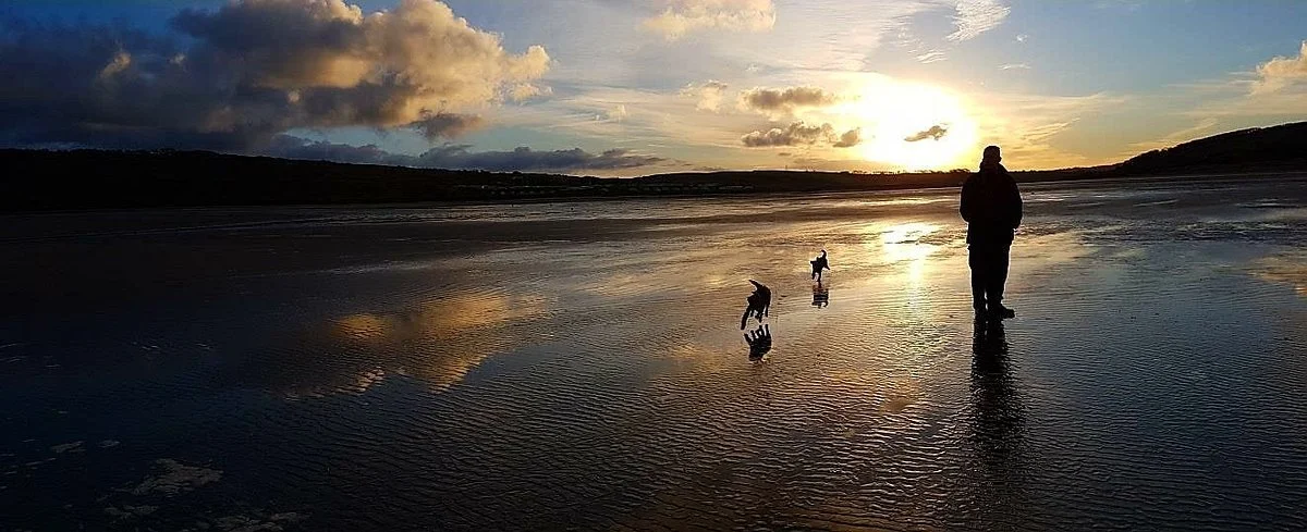 Poppit Sands Beach