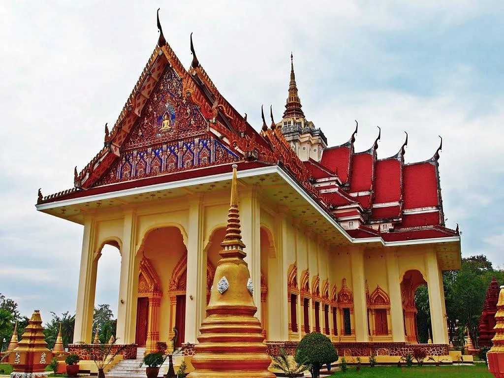 Wat  Saranat Thammaram