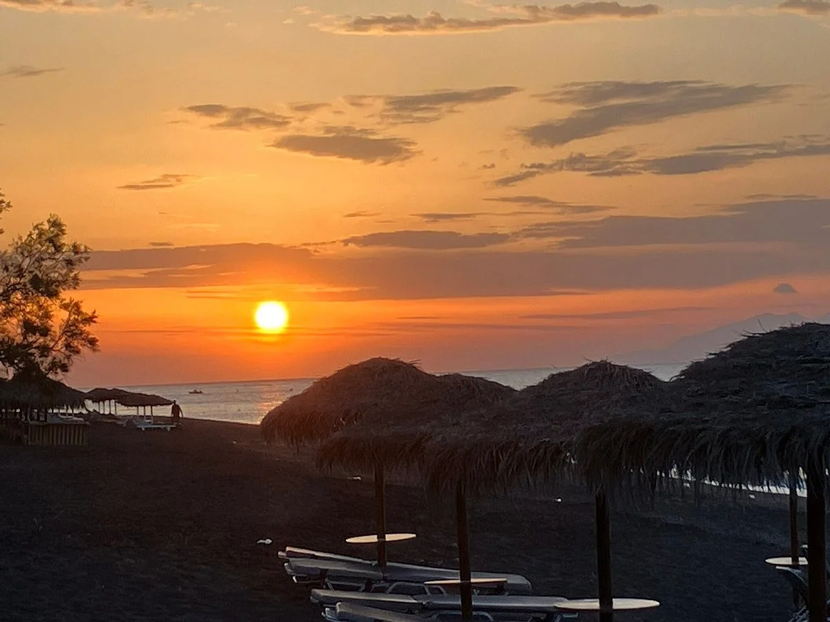 Perivolos Beach