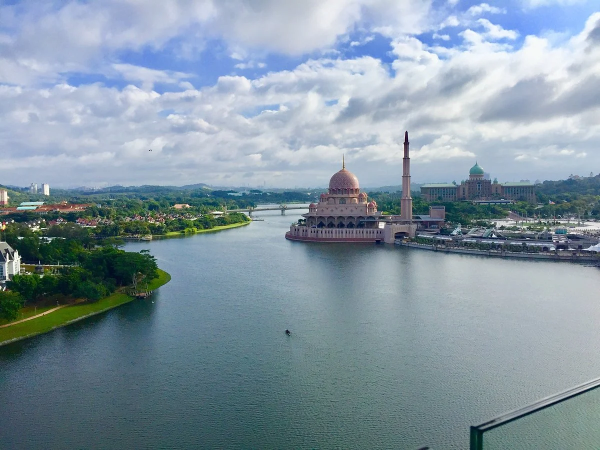 Putrajaya Lake
