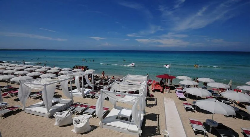 Zeus Beach