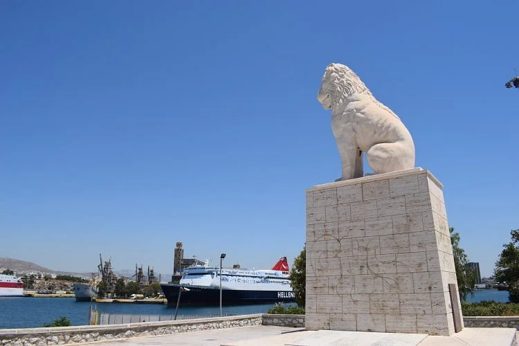 Piraeus Lion