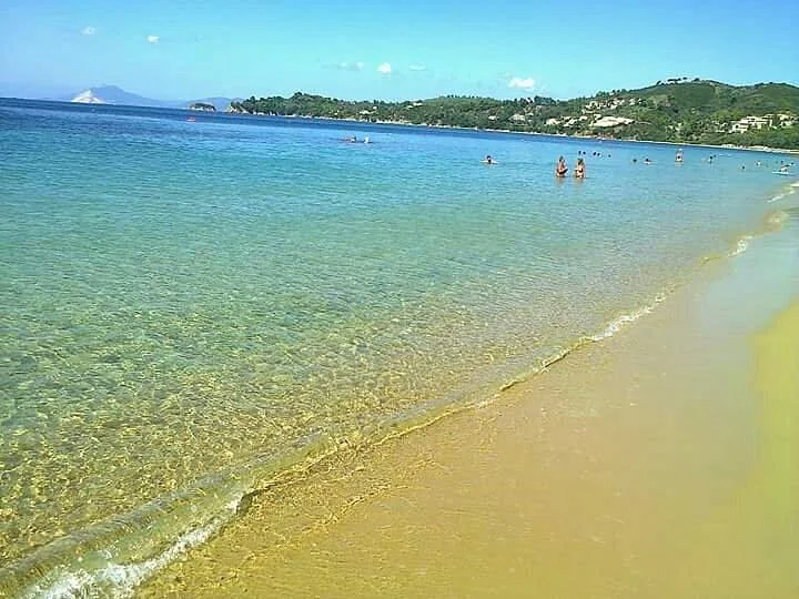 Vromolimnos Beach