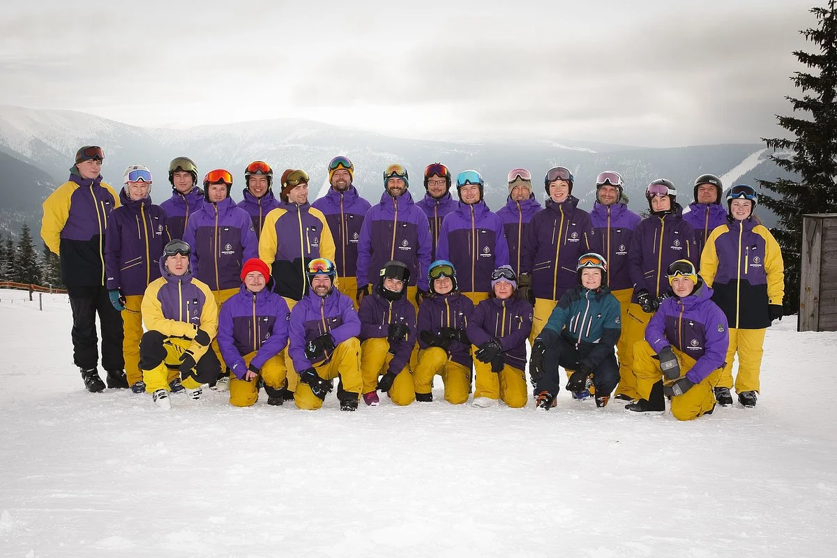 SnowMonkey Ski & Snb School & Rental