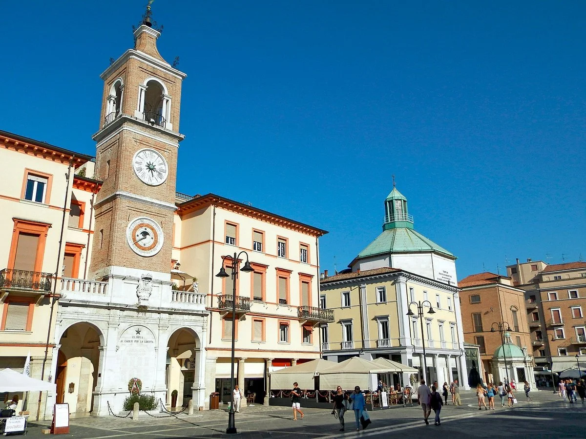 Piazza tre Martiri
