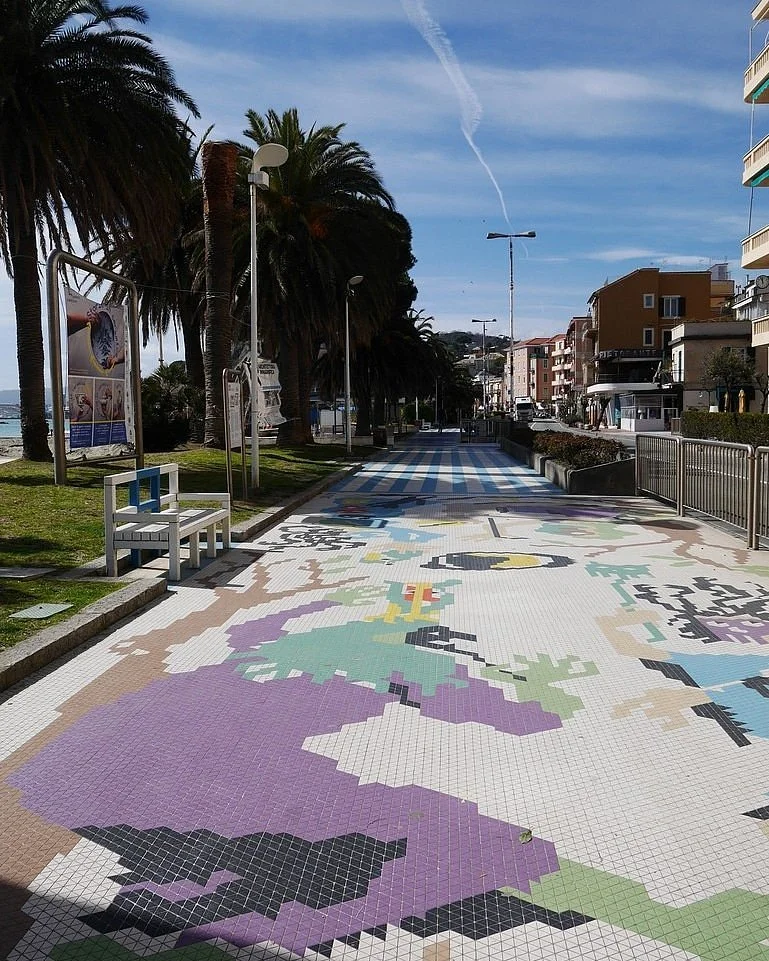 Lungomare degli artisti