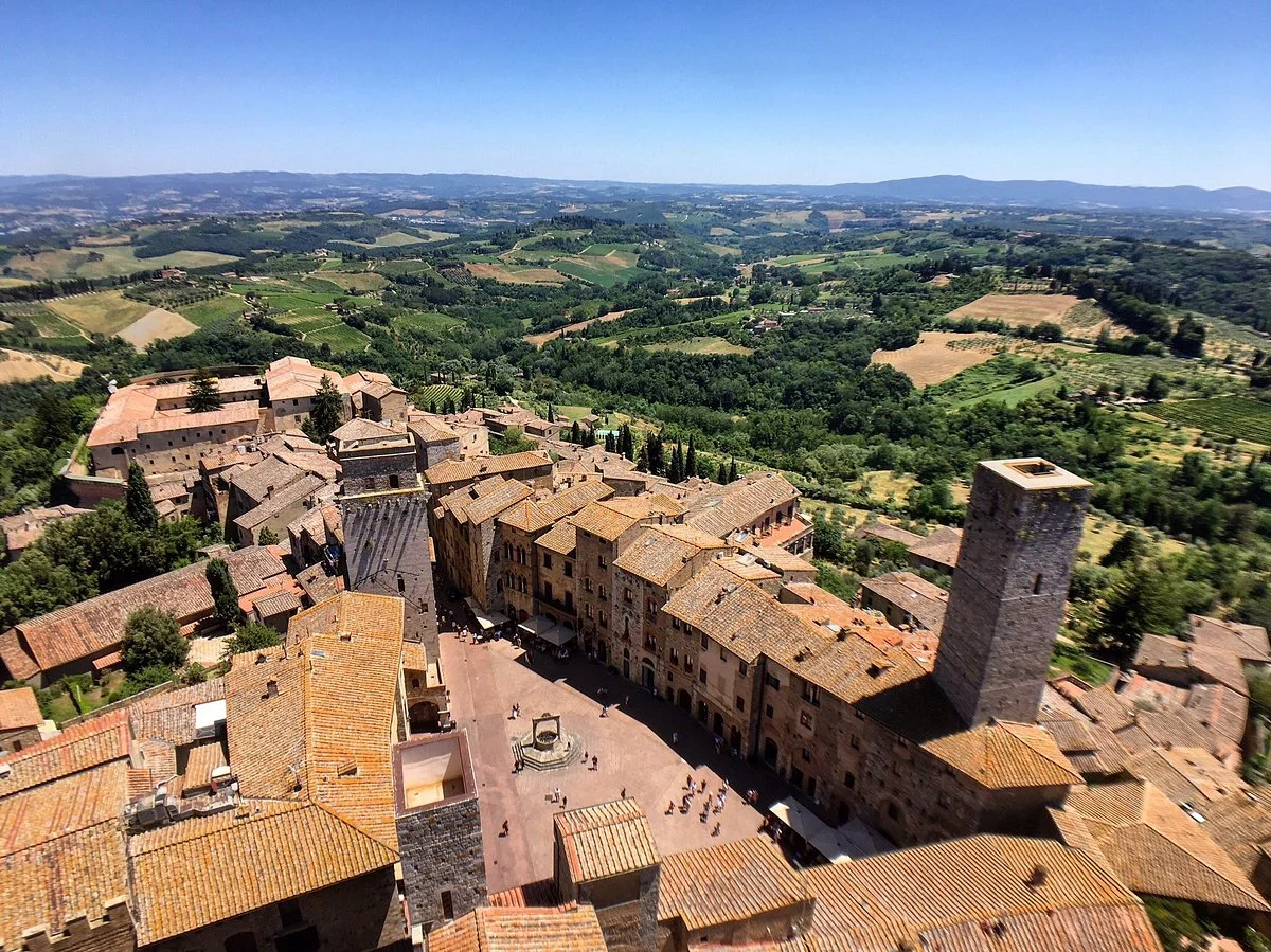 Piazza della Cisterna