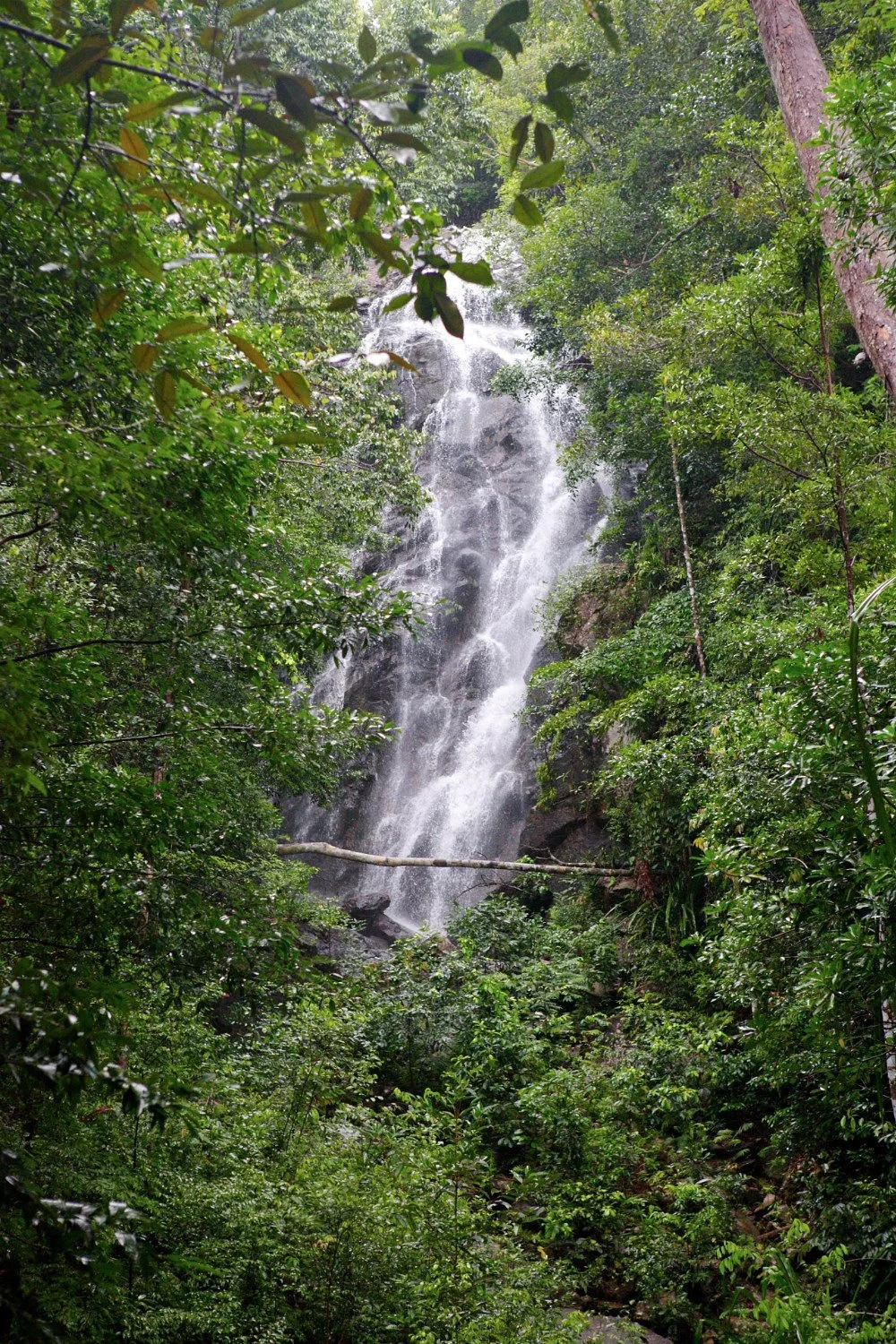 Than Sadet Waterfall National Park