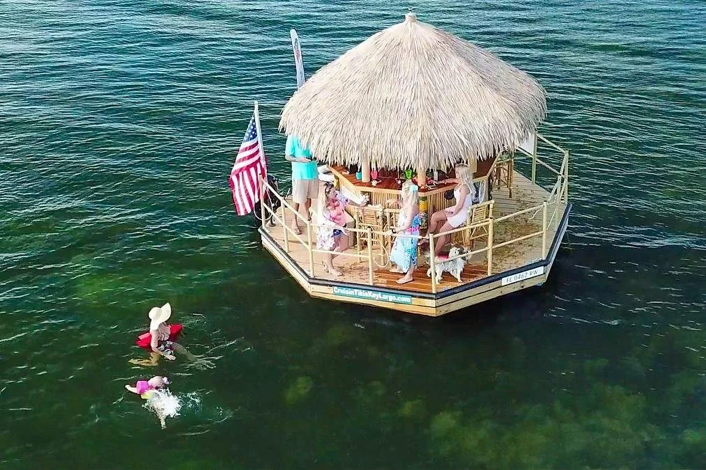 Cruisin' Tikis Key Largo