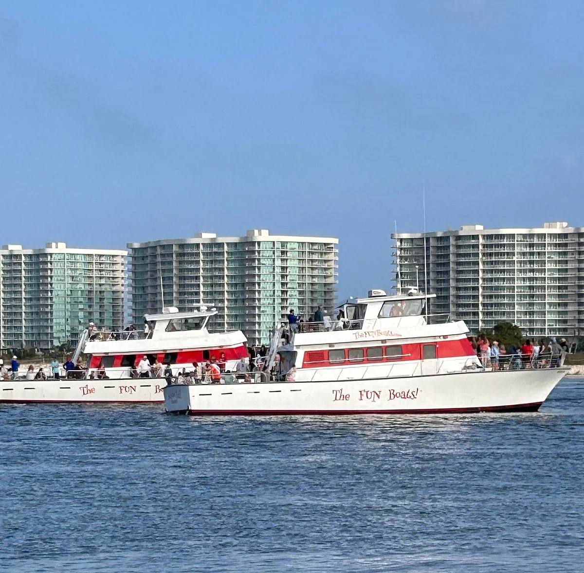 The Fun Boats Dolphin Cruises