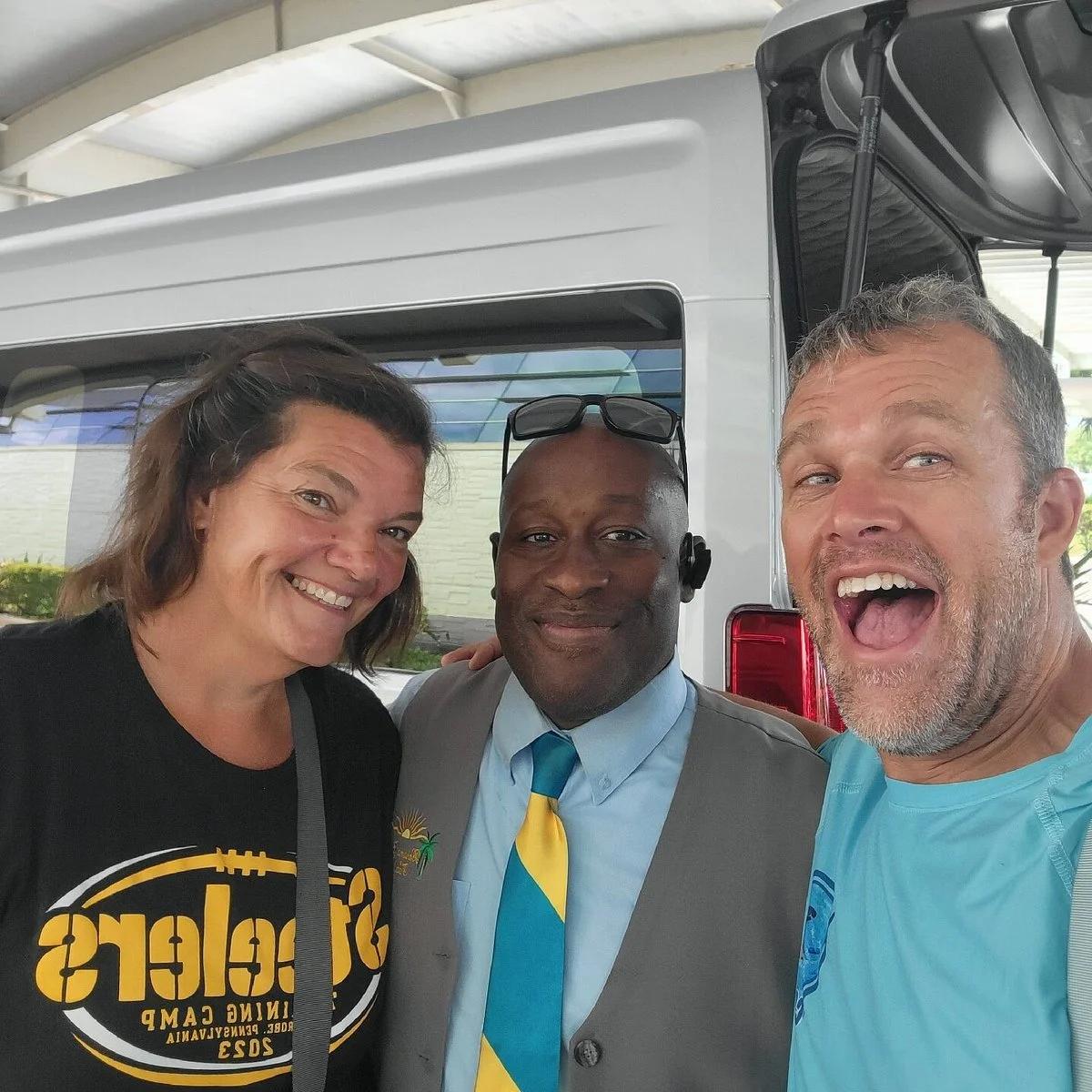 Bahama Cruise Taxi Cab