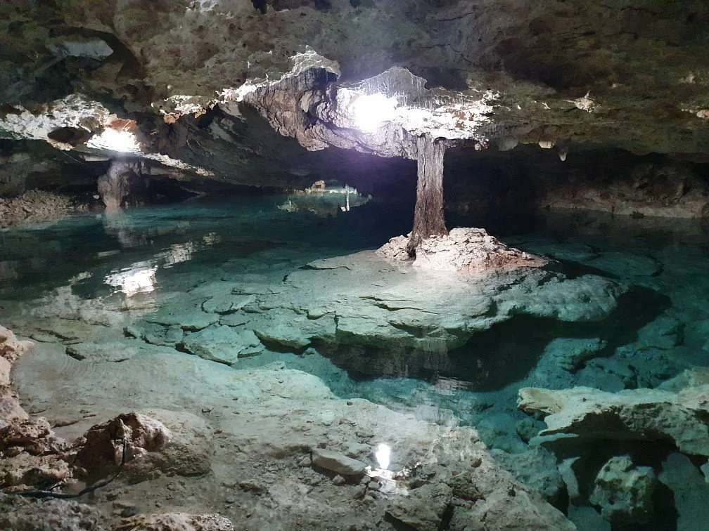 Cenotes Sac Actun
