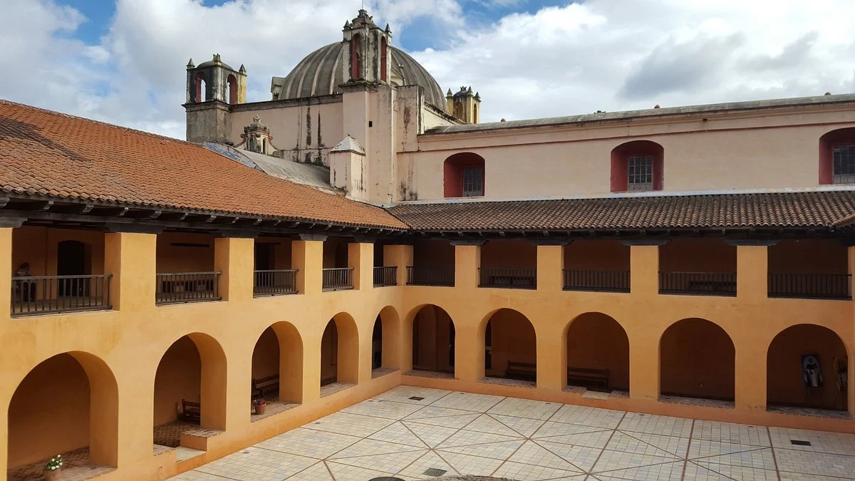 Centro de Textiles del Mundo Maya