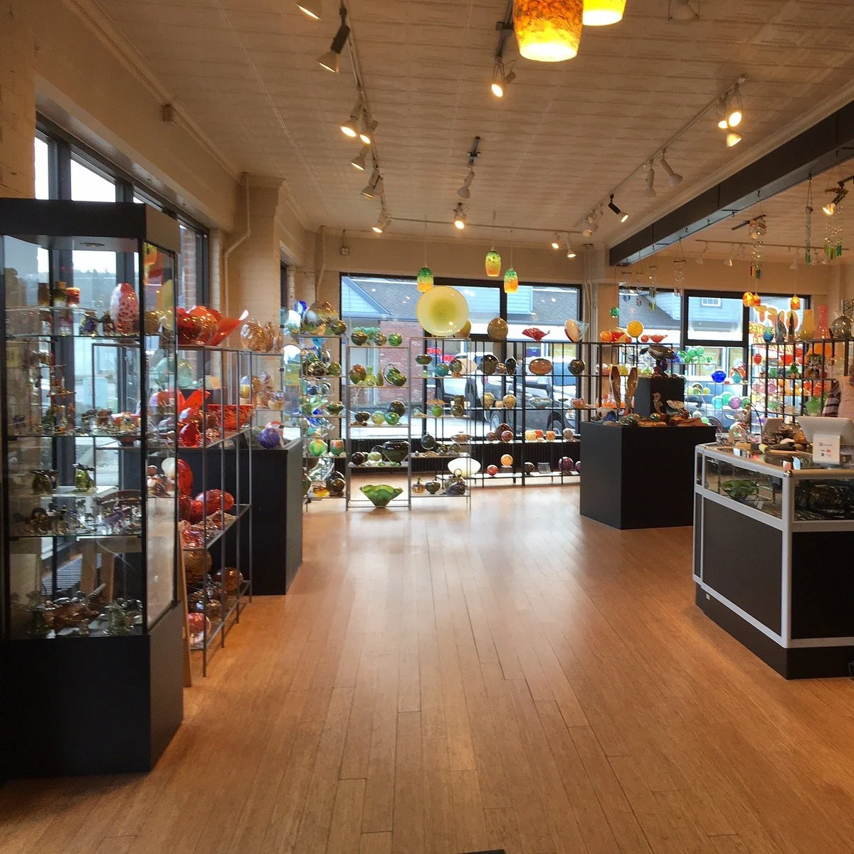 Lincoln City Glass Center