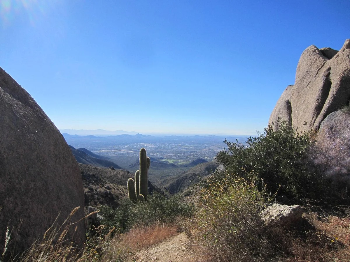 Tom's Thumb Trailhead
