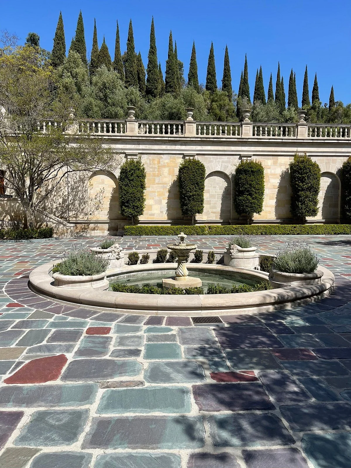 Greystone Mansion and Park